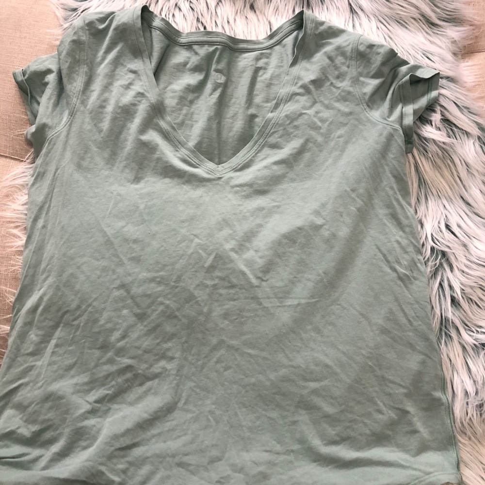 LULULEMON TOP SIZE 8